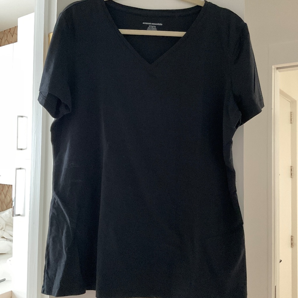 Amazon Vneck women’s t shirt size XL